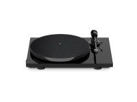Project  E1 PHONO Black Plug + Play Entry Level Turntable with built-in Phono Preamp